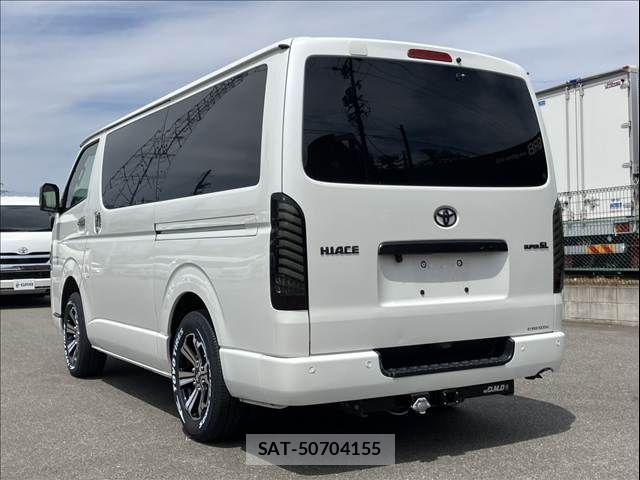 Toyota HIACE VAN 2022-10 7327385-15