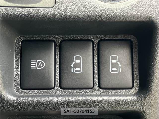 Toyota HIACE VAN 2022-10 7327385-16