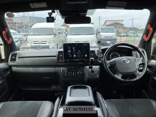 Toyota HIACE VAN 2022-10 7327385-3