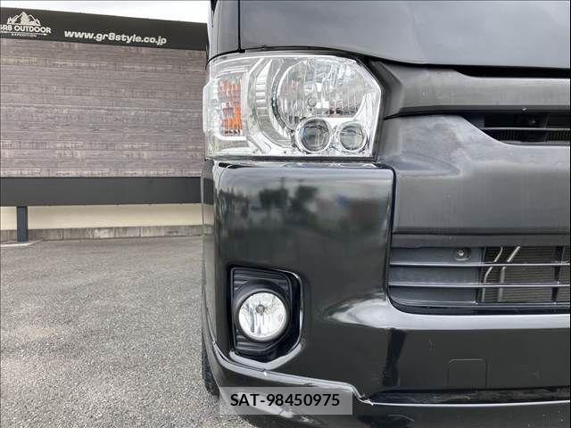 Toyota HIACE VAN 2019-03 7327386-9