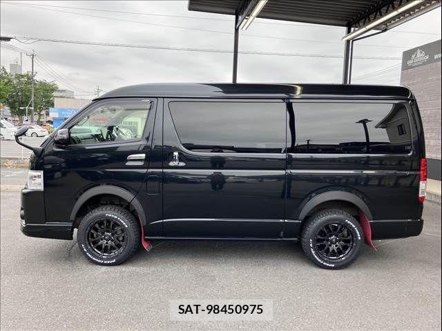 Toyota HIACE VAN 2019-03 7327386-13