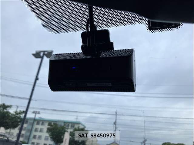Toyota HIACE VAN 2019-03 7327386-17