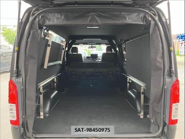 Toyota HIACE VAN 2019-03 7327386-19