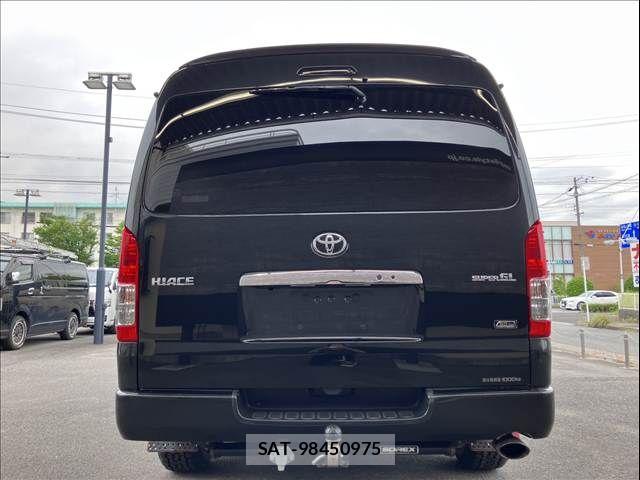 Toyota HIACE VAN 2019-03 7327386-2
