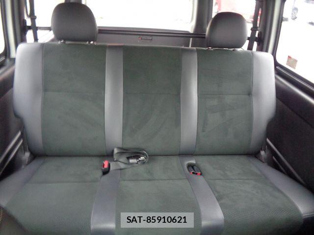 Toyota HIACE VAN 2021-01 7327392-23
