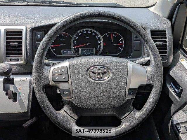 Toyota HIACE VAN 2019-05 7327394-10