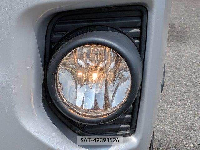 Toyota HIACE VAN 2019-05 7327394-12