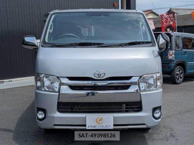 Toyota HIACE VAN 2019-05 7327394-14
