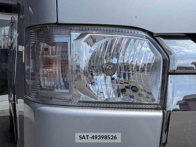 Toyota HIACE VAN 2019-05 7327394-22