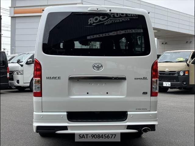 Toyota HIACE VAN 2025-07 7327375-2