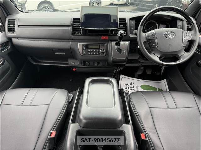 Toyota HIACE VAN 2025-07 7327375-3