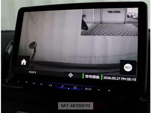 Toyota HIACE VAN 2021-08 7327381-12