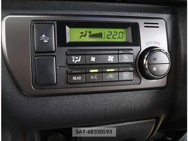 Toyota HIACE VAN 2021-08 7327381-14