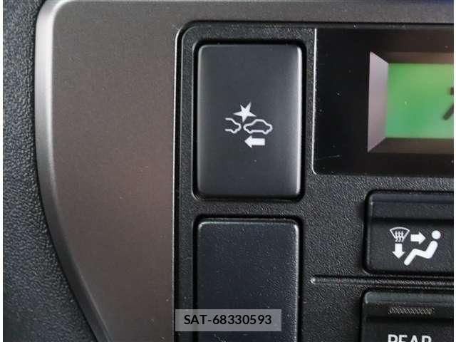 Toyota HIACE VAN 2021-08 7327381-15