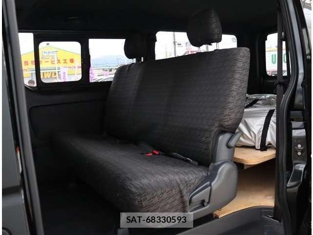 Toyota HIACE VAN 2021-08 7327381-28