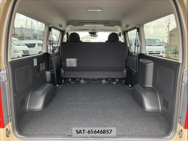 Toyota HIACE VAN 2025-11 7327377-19