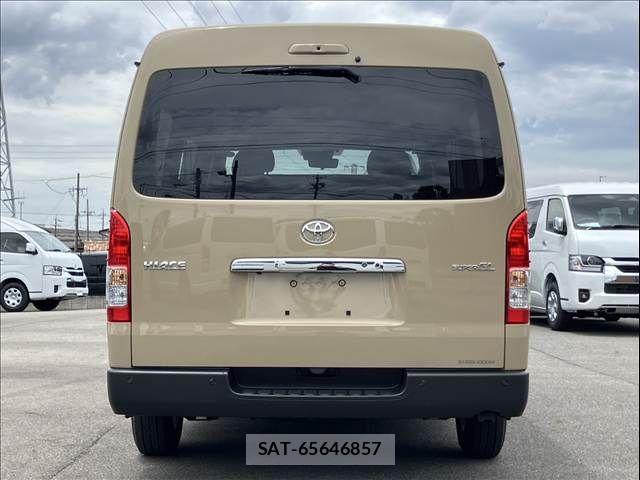 Toyota HIACE VAN 2025-11 7327377-2