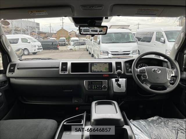 Toyota HIACE VAN 2025-11 7327377-3