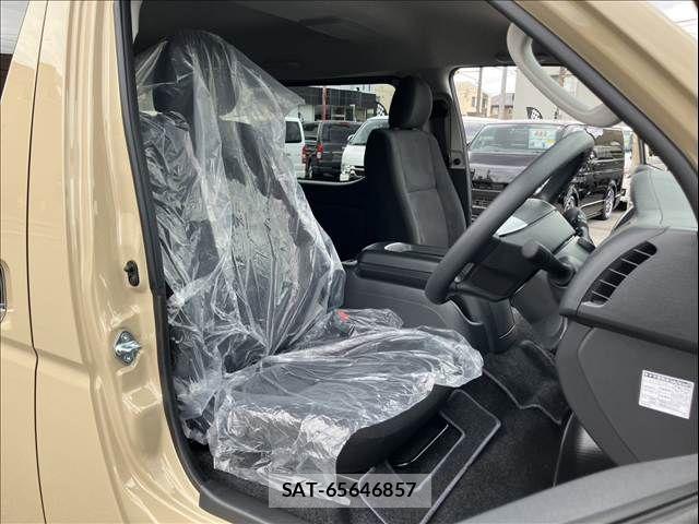 Toyota HIACE VAN 2025-11 7327377-6