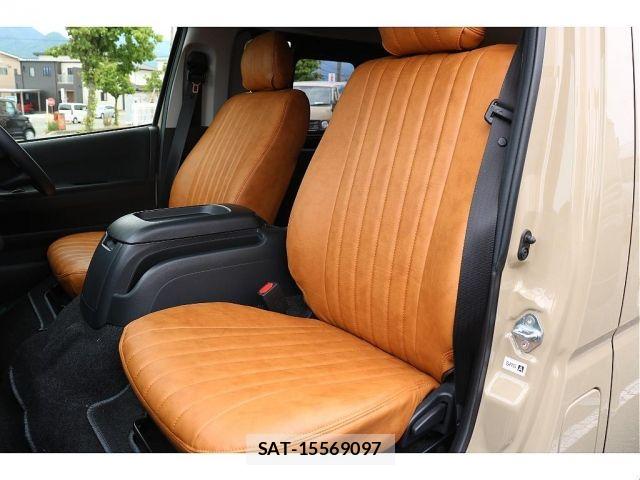 Toyota HIACE VAN 2025-01 7327371-12