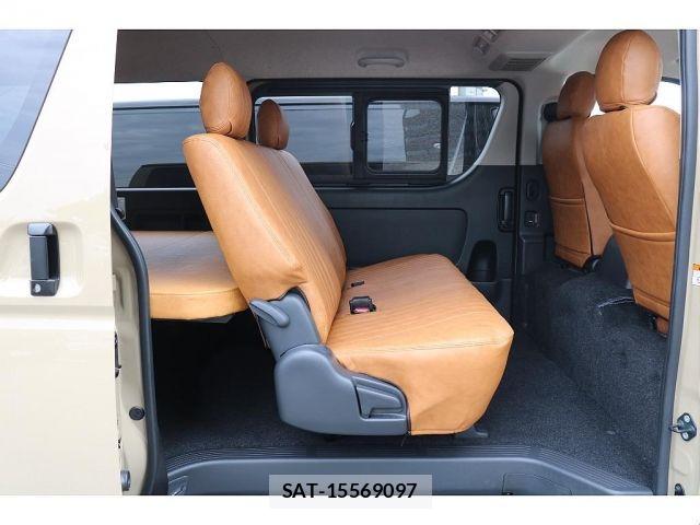 Toyota HIACE VAN 2025-01 7327371-14