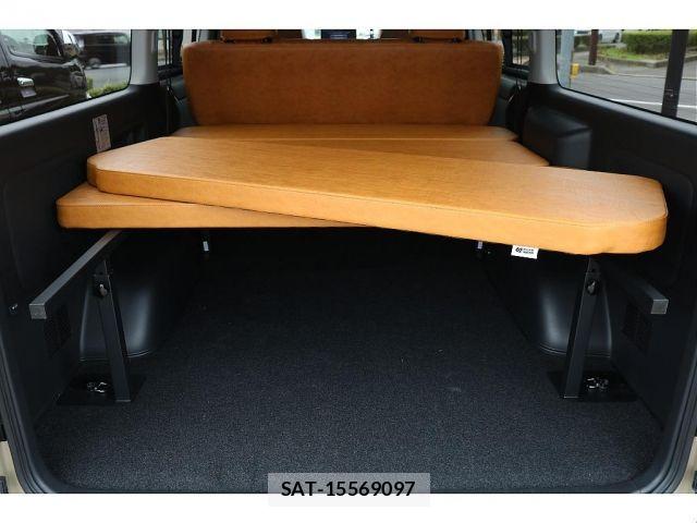 Toyota HIACE VAN 2025-01 7327371-16