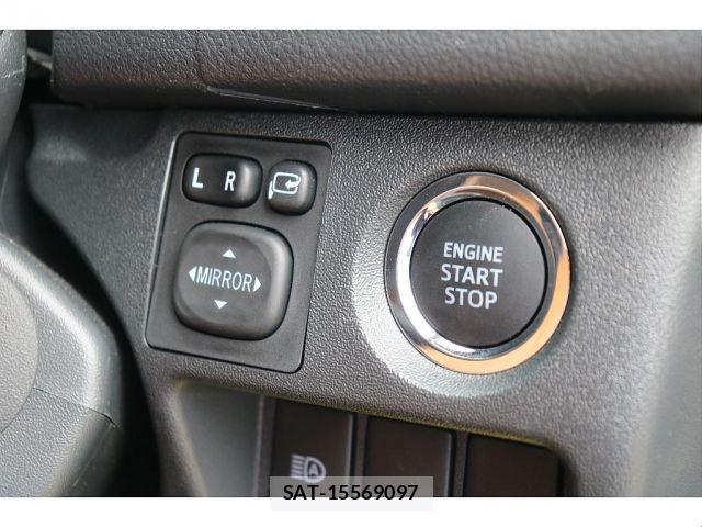 Toyota HIACE VAN 2025-01 7327371-7