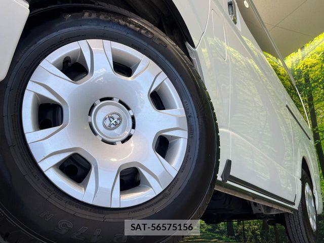 Toyota HIACE VAN 2023-12 7327387-12