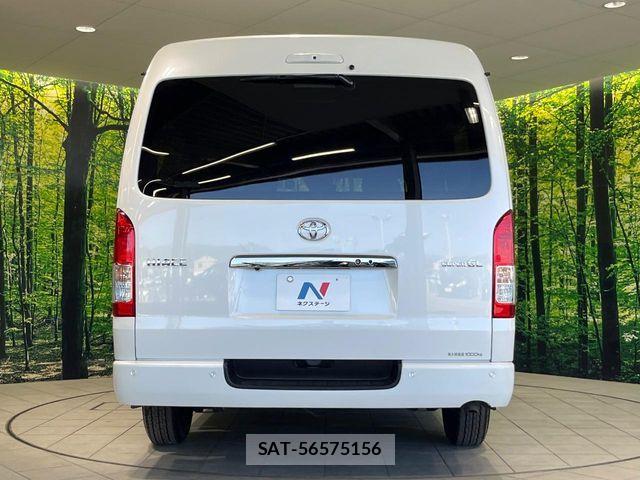 Toyota HIACE VAN 2023-12 7327387-14