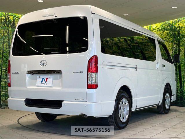Toyota HIACE VAN 2023-12 7327387-16