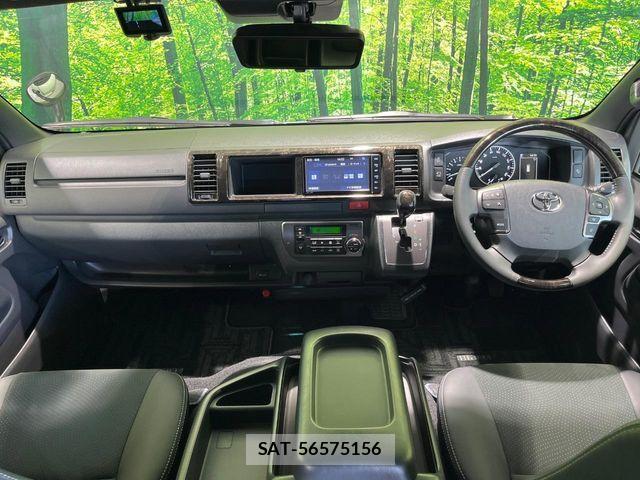 Toyota HIACE VAN 2023-12 7327387-1