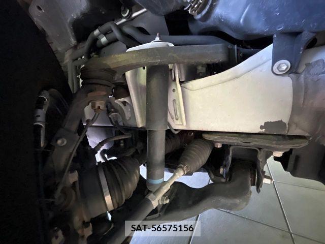 Toyota HIACE VAN 2023-12 7327387-19