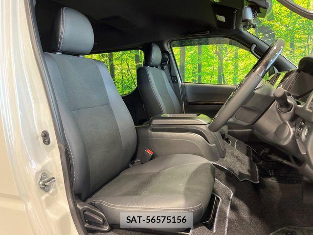 Toyota HIACE VAN 2023-12 7327387-7