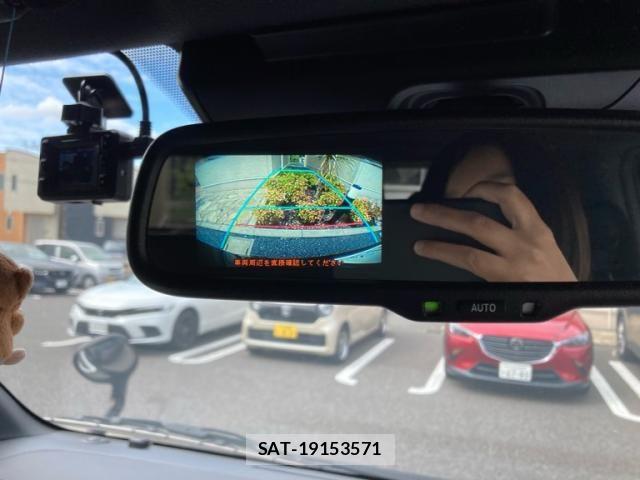 Toyota HIACE VAN 2019-05 7327388-25