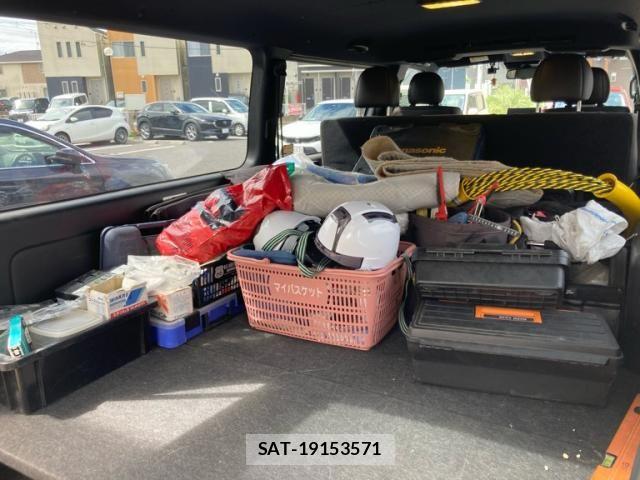 Toyota HIACE VAN 2019-05 7327388-29