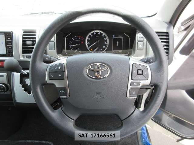 Toyota HIACE VAN 2025-06 7327379-10