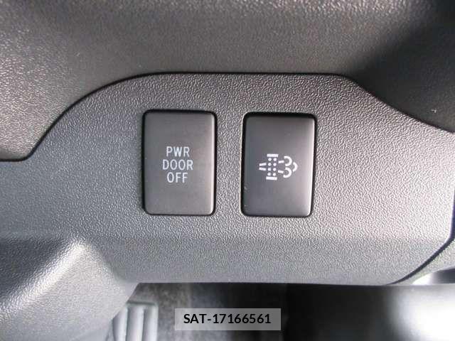 Toyota HIACE VAN 2025-06 7327379-12