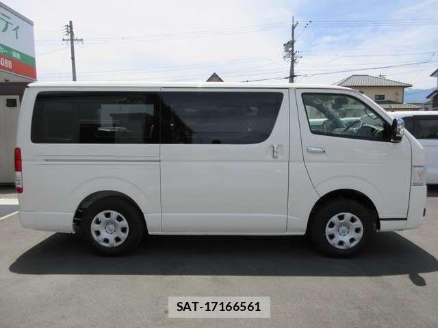 Toyota HIACE VAN 2025-06 7327379-3