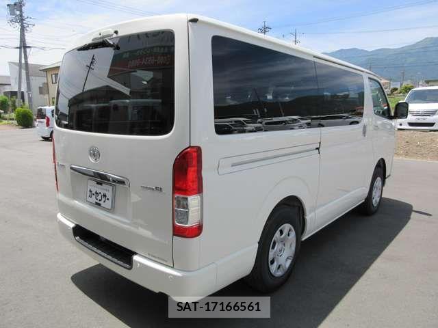 Toyota HIACE VAN 2025-06 7327379-4