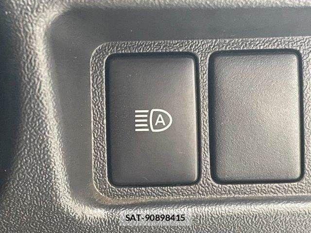 Toyota HIACE VAN 2019-11 7327390-7