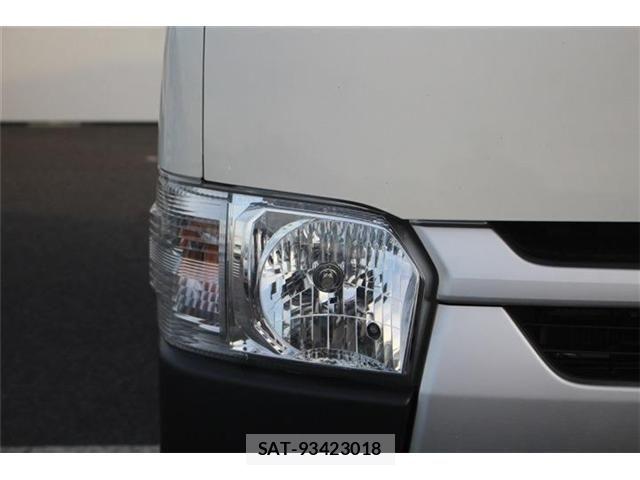 Toyota HIACE VAN 2022-03 7327393-20