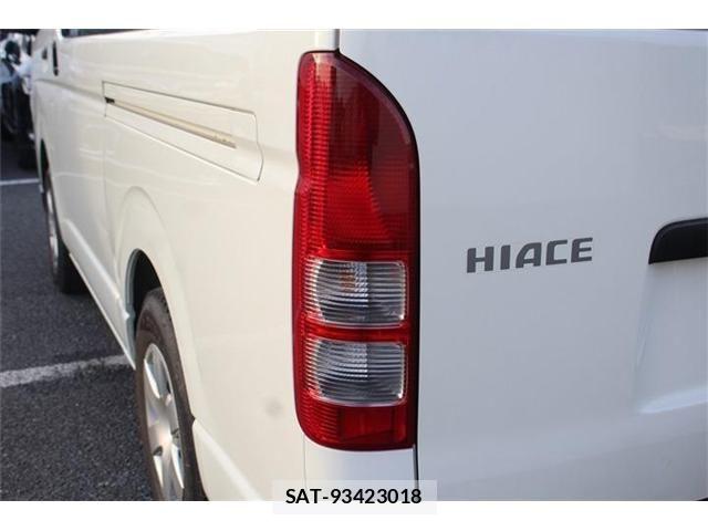 Toyota HIACE VAN 2022-03 7327393-23