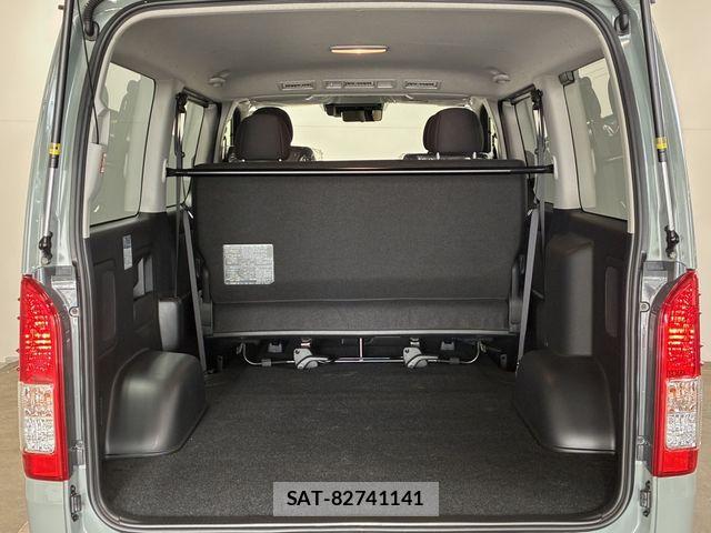 Toyota HIACE VAN 2026-05 7327374-17