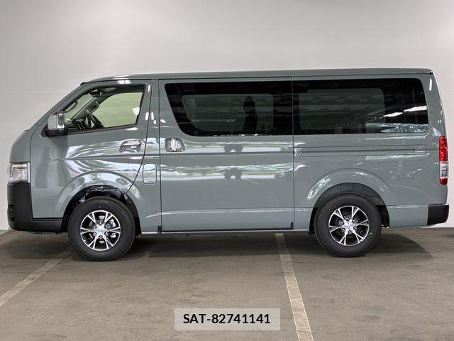 Toyota HIACE VAN 2026-05 7327374-8