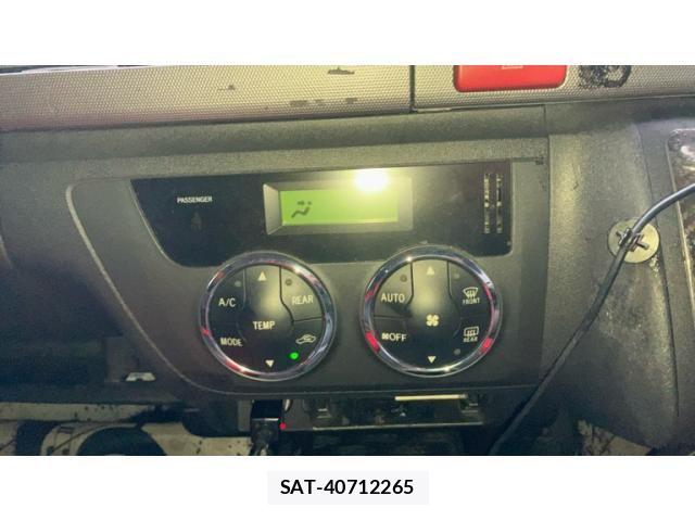 Toyota HIACE VAN 2011-09 7358019-9