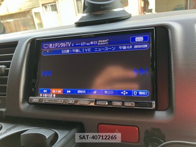 Toyota HIACE VAN 2011-09 7358019-14