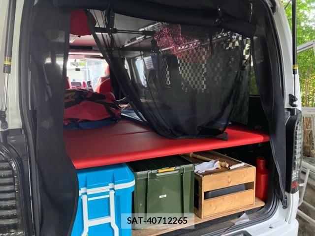 Toyota HIACE VAN 2011-09 7358019-18
