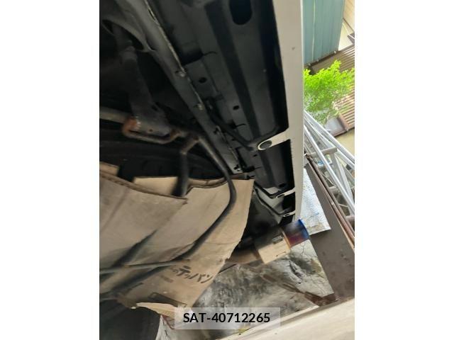 Toyota HIACE VAN 2011-09 7358019-19