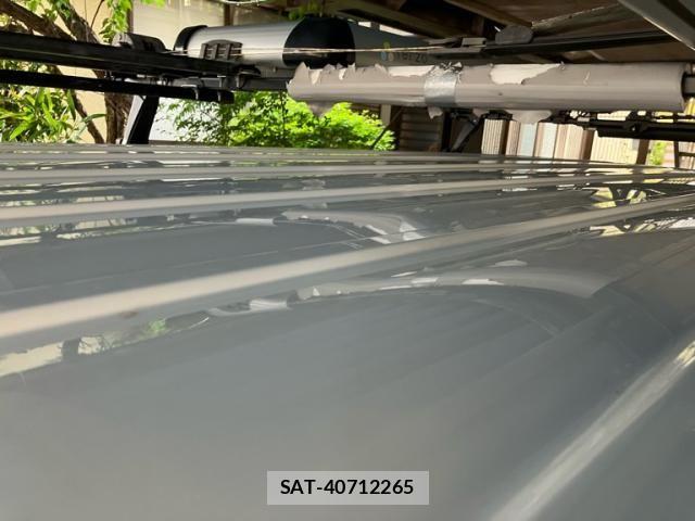 Toyota HIACE VAN 2011-09 7358019-20