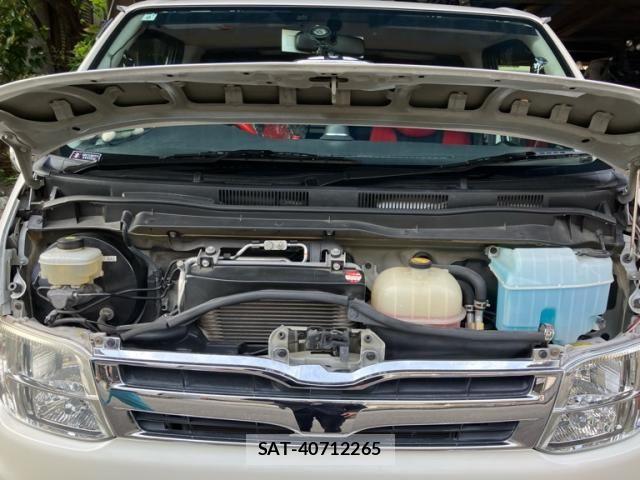 Toyota HIACE VAN 2011-09 7358019-21